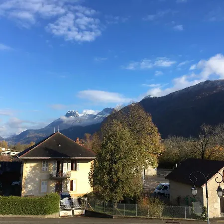 Appartement Plein Centre Village, Vue Montagnes, Proximite Immediate Lac Doussard Exterior photo