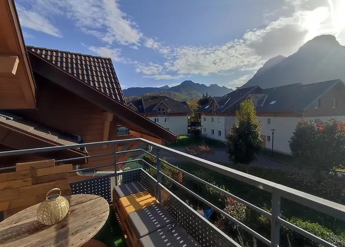 Appartement Plein Centre Village, Vue Montagnes, Proximite Immediate Lac