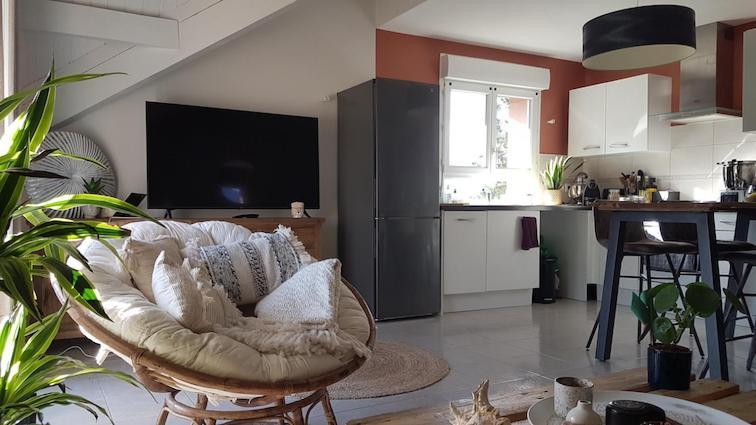 Plein Centre Village, Vue Montagnes, Proximite Immediate