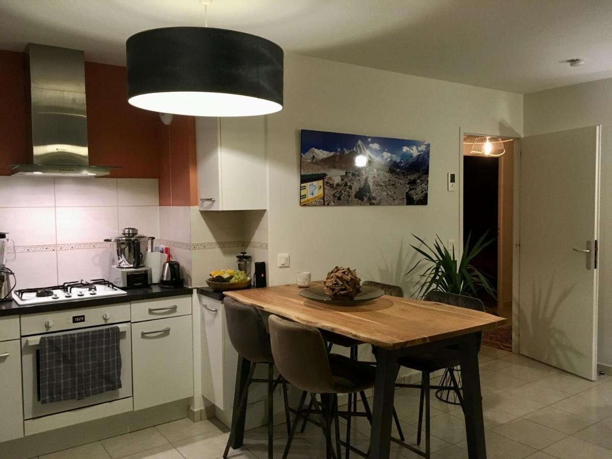 Plein Centre Village, Vue Montagnes, Proximite Immediate